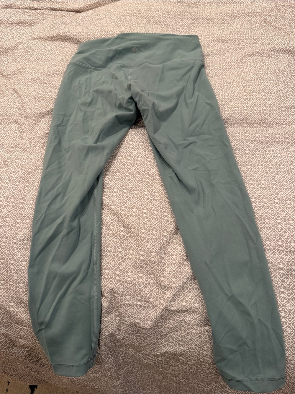 Womans Lululemon leggings